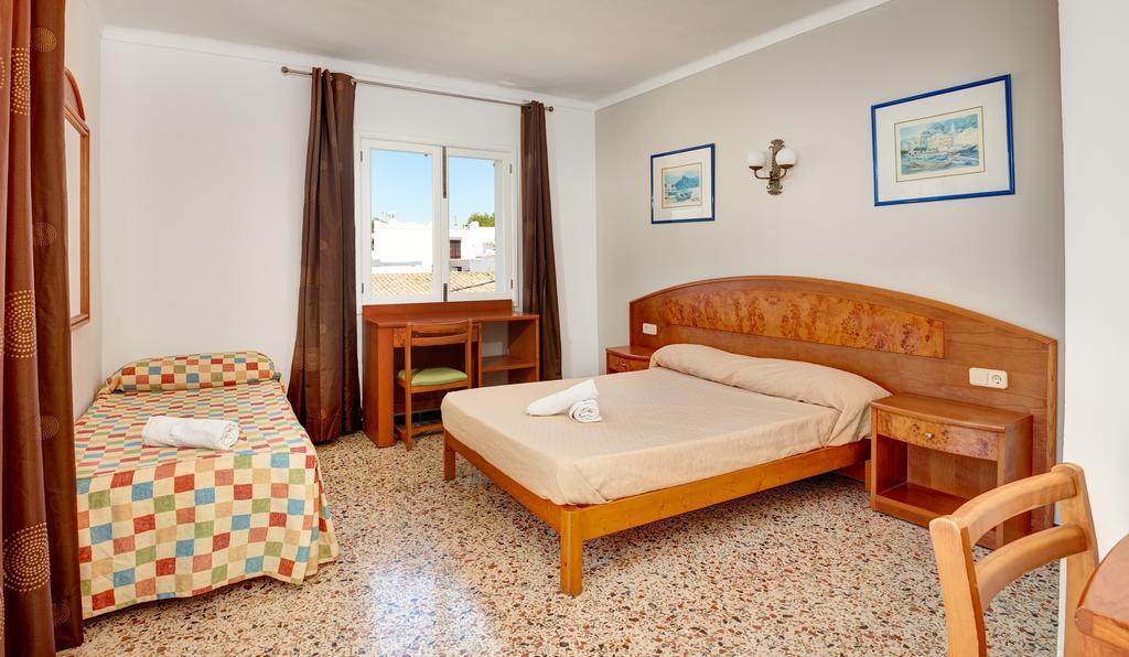 Hostal Talamanca Cala D´Or エクステリア 写真