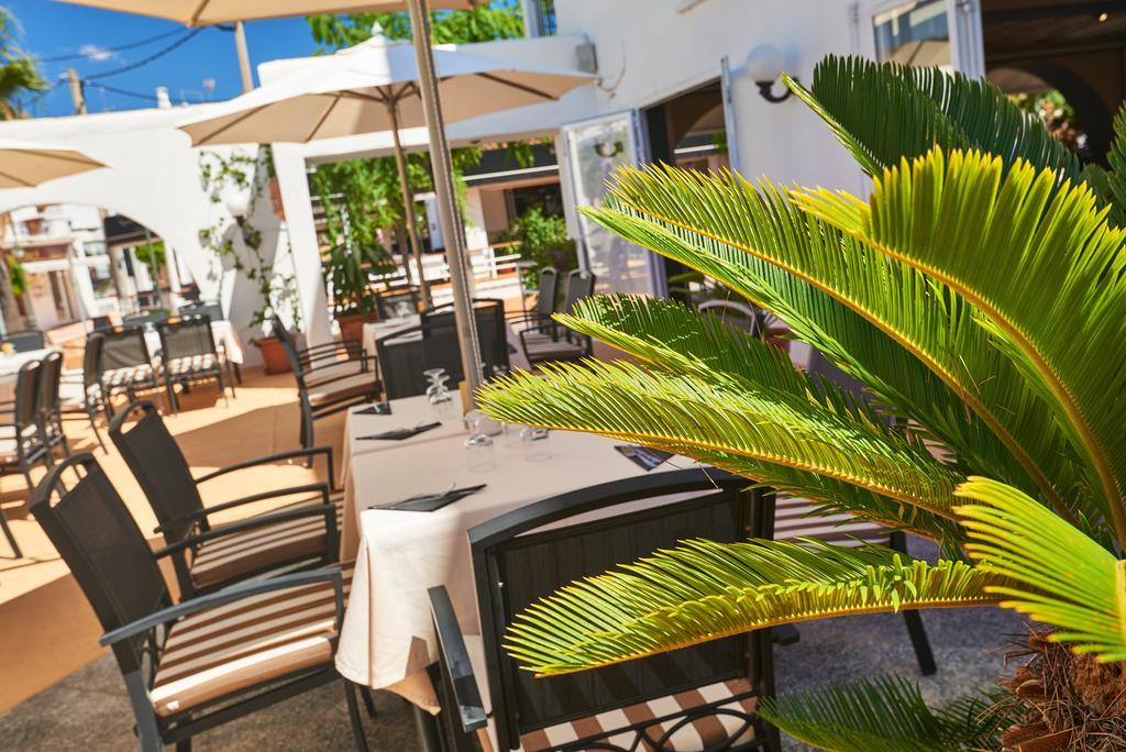 Hostal Talamanca Cala D´Or エクステリア 写真