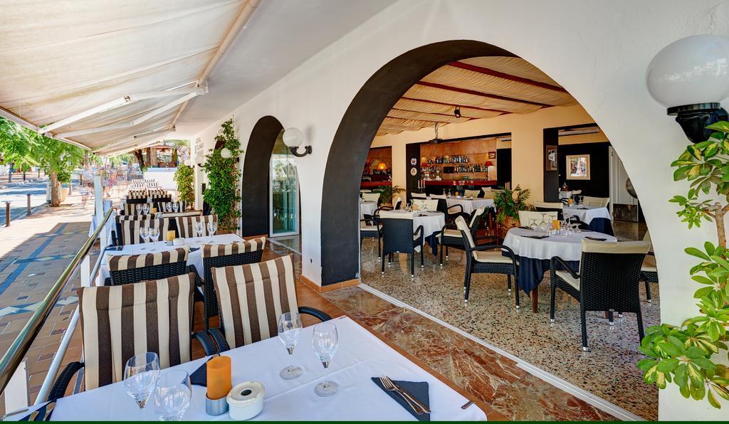 Hostal Talamanca Cala D´Or エクステリア 写真