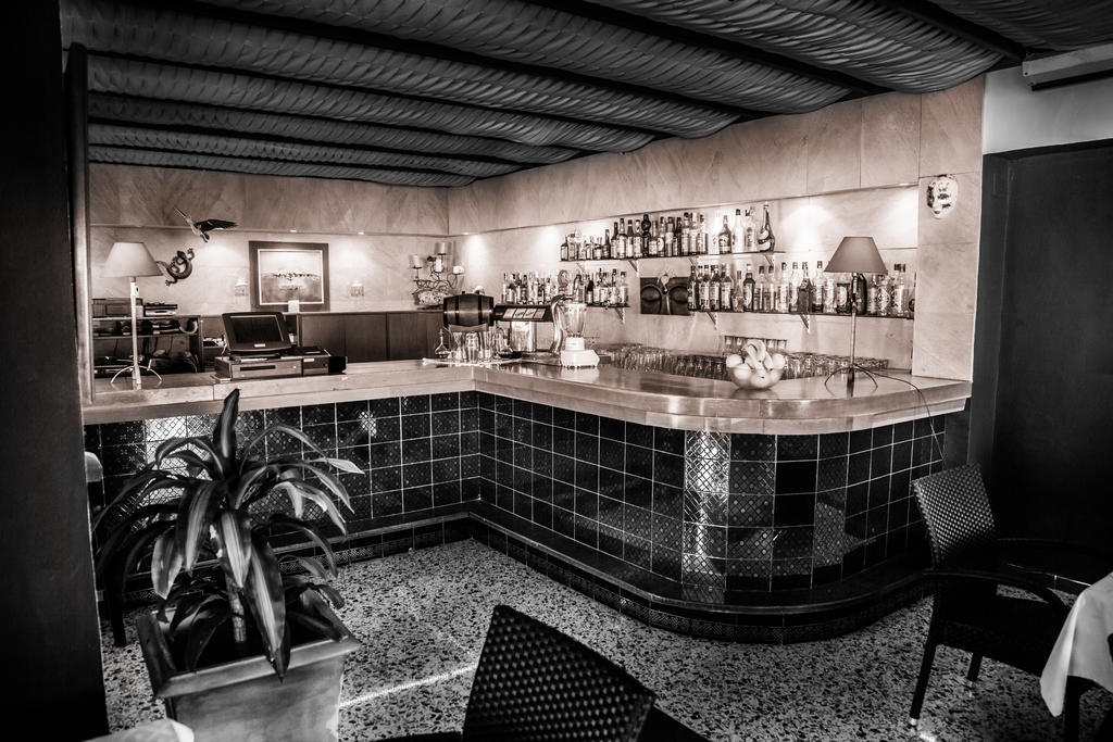 Hostal Talamanca Cala D´Or エクステリア 写真